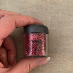 MAC red glitter 7.5g